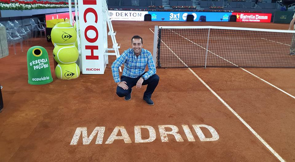 El algecireño Víctor Jerez convierte en arte a los tenistas del Madrid Open